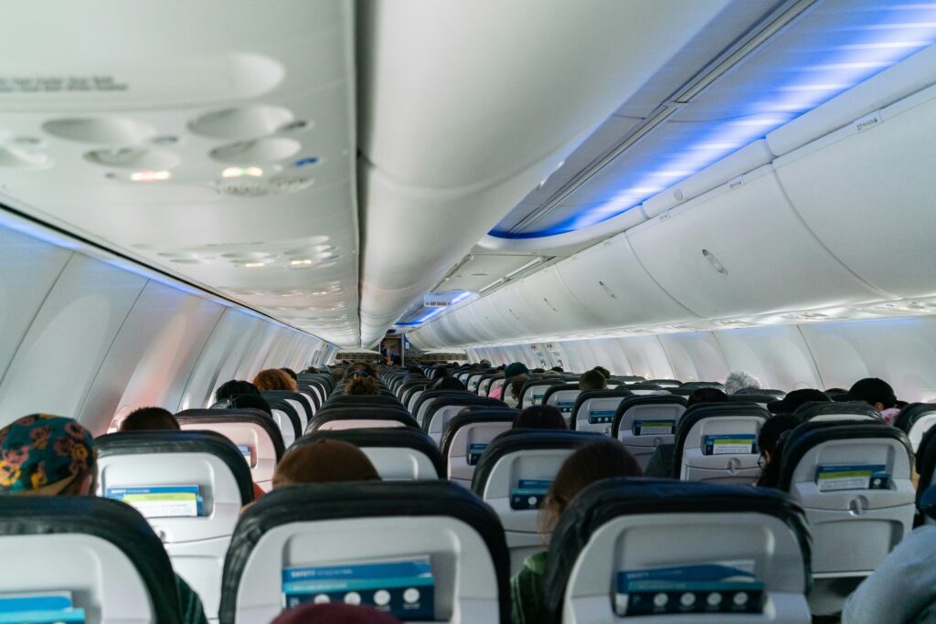 Wax ka ogow nidaamka Advanced Passenger Information (API) INSIDE AIRCRAFT