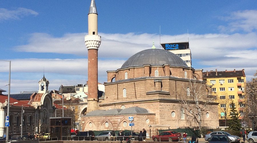 Around the World with Abdikarim: Bulgaria – History, Culture, and Coastal Charm banya bashi mosque